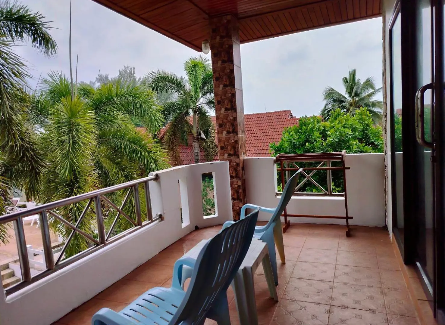 ***  קו לנטה D.R. Lanta Bay Resort תאילנד