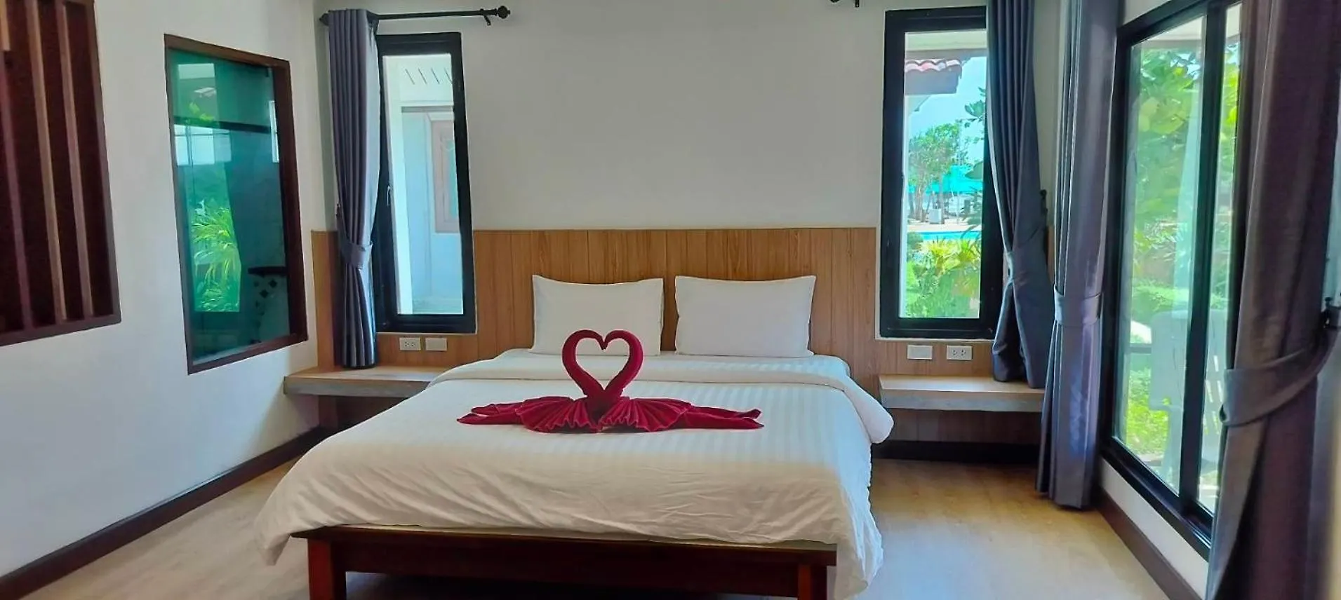 D.R. Lanta Bay Resort Ko Lanta