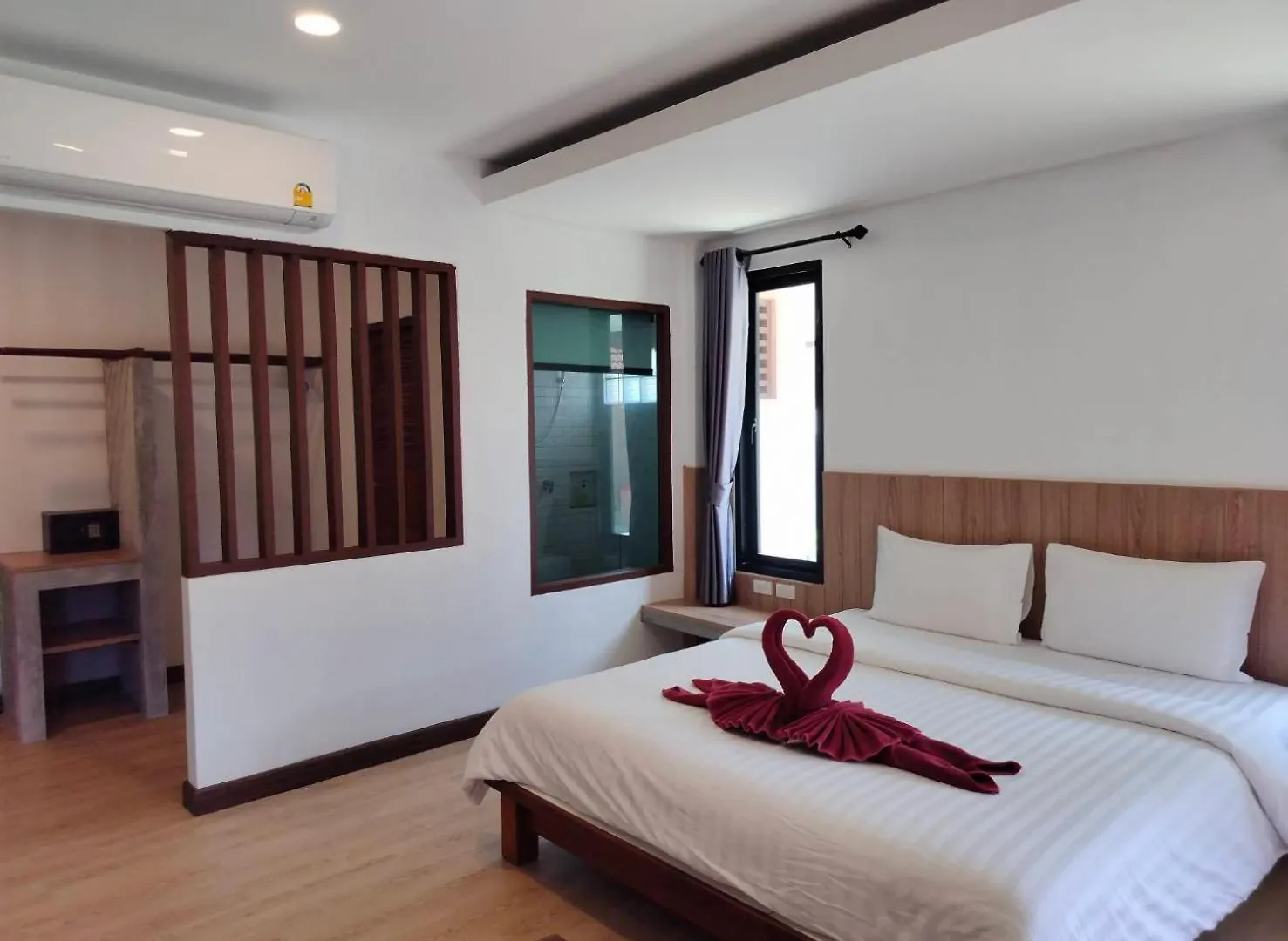 D.R. Lanta Bay Resort Ko Lanta